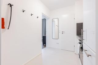 Contemporary Designed Apartment, Central Location - 8