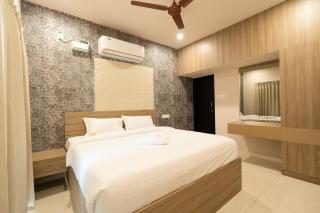 Skyline Suites - 6