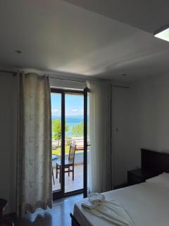 Lake view HOTEL DEA - 1
