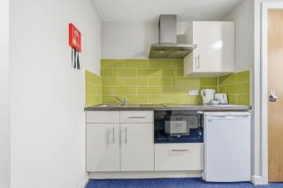 Budget Single Studio in Central Nottingham w Gym - 2