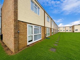 Superb Chalet Close To Hemsby Beach, Sleeps 5 Ref 18076B - 8