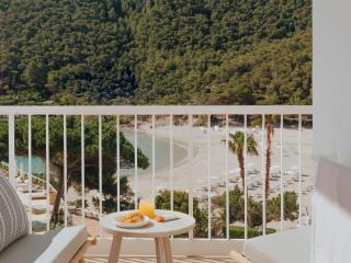Hyde Hotel Ibiza Beach Resort by Accor - 5