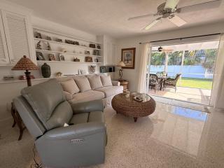 Sea Spray Private Beach Cottage - 6