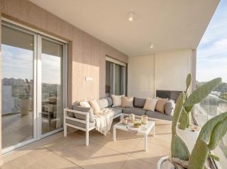 Palazzo Verdi - Seafront Luxe Retreat - 1