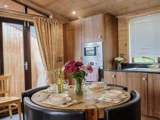 The Cabin at East Hill Pride - 4