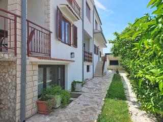Apartment Dalero 3 by Interhome - 1