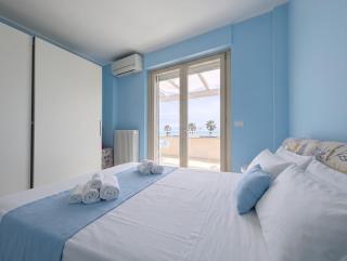 -Vista mare- WiFi AC terrazza e 6 posti - 2