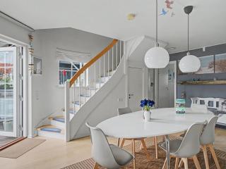 Apartment Andine - 375m from the sea by Interhome - 4