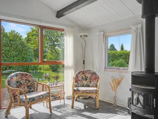 Holiday Home Pascal - 175m from the sea by Interhome - 3