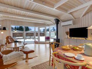 Holiday Home Alexis - 500m from the sea by Interhome - 1