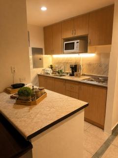 Sky Suite by Zaviera Stays Stays Luxury, Pool, Beach - 2