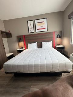 Hawthorn Extended Stay by Wyndham Lewisville - 8