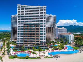 Gran Venetian Resort Stay Oceanfront by Monyxbnb - 8