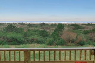 Top Floor Penthouse Suite with Ocean View - 9