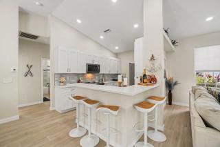 Villa Beachy Keen, your SW Florida Getaway! - 1