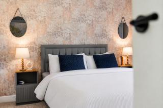 Panoramic Sunset Views - Free Parking & Sleeps 5 - 6