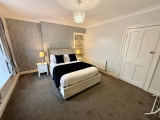 Scoresby Quarters - Whitby Holiday Home - 1