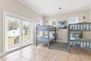 Gulf View Balconies! 3 Story Townhome With 4 Bedrooms, 4 Bathrooms! Sleeps 12 - 5