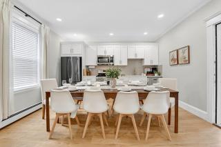 Spacious 5 BR Boston Home near Train & Parking - 9