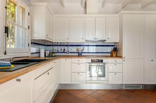 Villa-Atreju-fuer-bis-zu-10-Personen-mit-Pool-Gaestehaus-Top-Ausstattung - 6