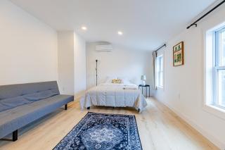 154R Newley Renovated Sunny Spacious Quite Apartment in Brighton - 4