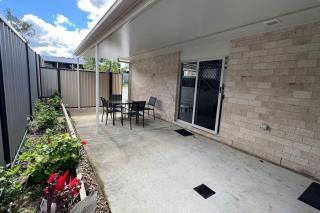 Modern 4BDR 5 Beds Ensuite AC 2 bath - 3