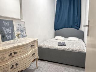 Warm 2 bedroom Apartment only 15 minutes to Center - 6