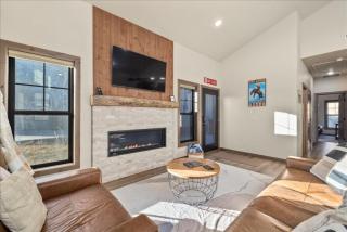 Luxurious Red Lodge Retreat - 2