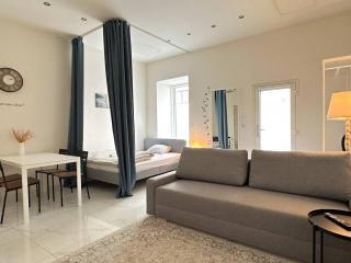 Brand New 2 rooms Flat near Metro and Old City - 3