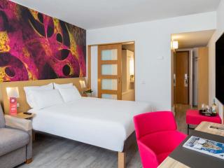 Novotel Barcelona Cornellà - 1