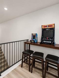 The Desert Haven-Rooftop Hot Tub & Game Room - Hurricane - 9