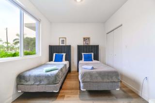 Spacious Miami Townhouse - Free Parking - 2