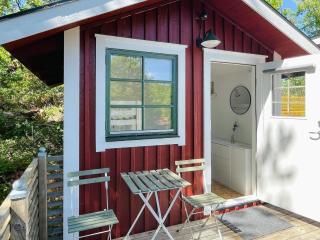 4 star holiday home in KARLSHAMN - 5