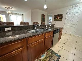 3 Bd 2 Ba Vista Cay 5036-305 Sl - 1