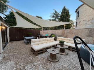 appartement T2 spa cheminée jardin piscine - 8