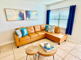 Ocean 17 - Seaglass Cottage - 8