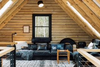 Little River - Waterfront Sauna & Chic Log Cabin - 3
