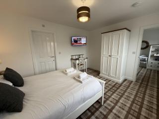 Bay Tree House - The Bay Filey, sleeps 8, 2 dogs welcome - 3