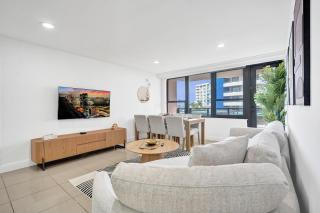 Coastal Condo with Resort Service Pools and Gym 407 - 0