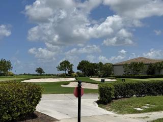 Lake-View Golf Condo Elevator, Furnished, Ready - 2
