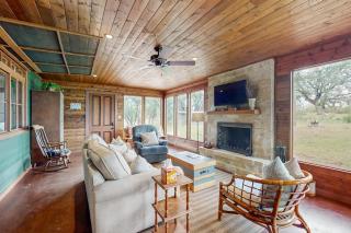 Historic Lakefront & Wildlife Haven with Firepit & Gas Grill - Minutes to Water - 6