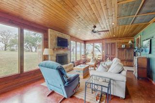 Historic Lakefront & Wildlife Haven with Firepit & Gas Grill - Minutes to Water - 4
