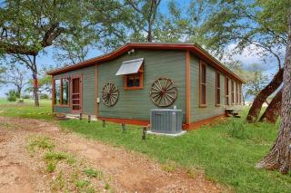 Historic Lakefront & Wildlife Haven with Firepit & Gas Grill - Minutes to Water - 7