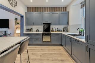 4 Bed in Brixham oc-h33642 - 1
