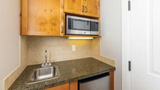 Timber Lodge Resort 2BR Villa - 6