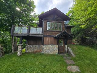 Lake views, spa, king bed, Golf Club amenities - 7