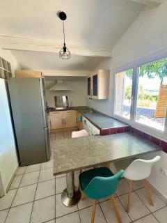 Gite des Ecureuils, vue mer, piscine privée, parking, climatisation - 9