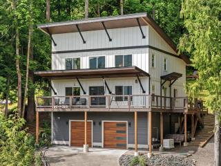 Misty Mountain Retreat - 0