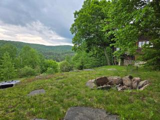 Lake views, spa, king bed, Golf Club amenities - 9