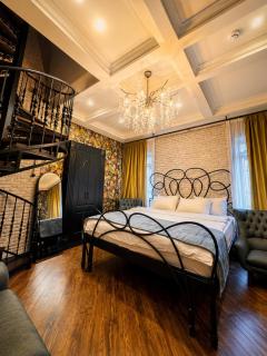 Luxury Home in Old Tbilisi with Terrace - 7